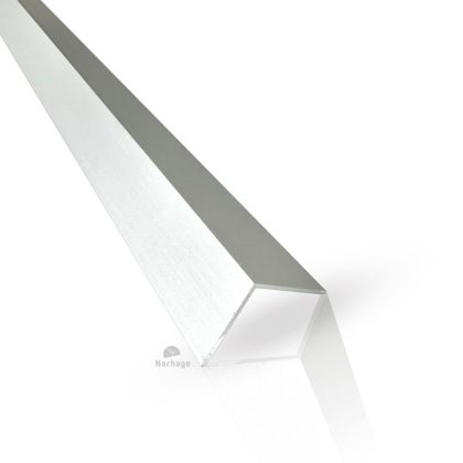 Aluminium L-Profil von oben gesehen, mit Fokus auf die glatten Kanten und die robuste Oberfläche