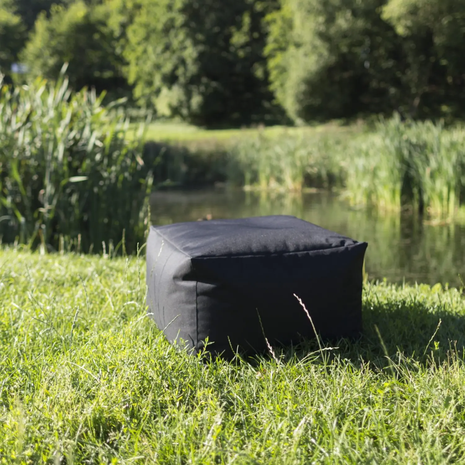 Sitzsack draußen - Box Outside